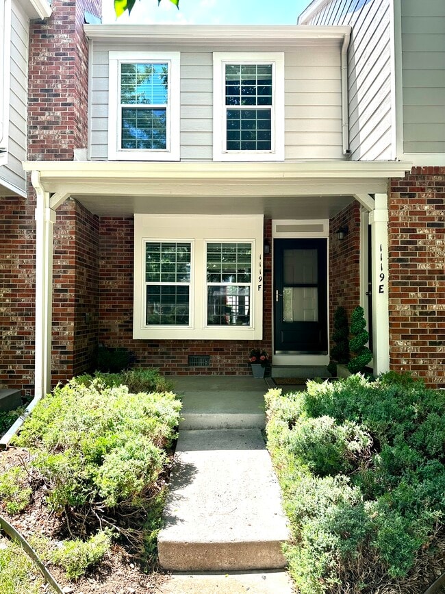 property at 1119 S Waco St
