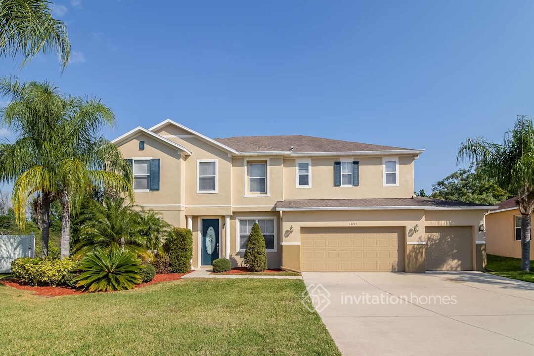 14245 Lagoon Cove Ln in Winter Garden, FL - Building Photo