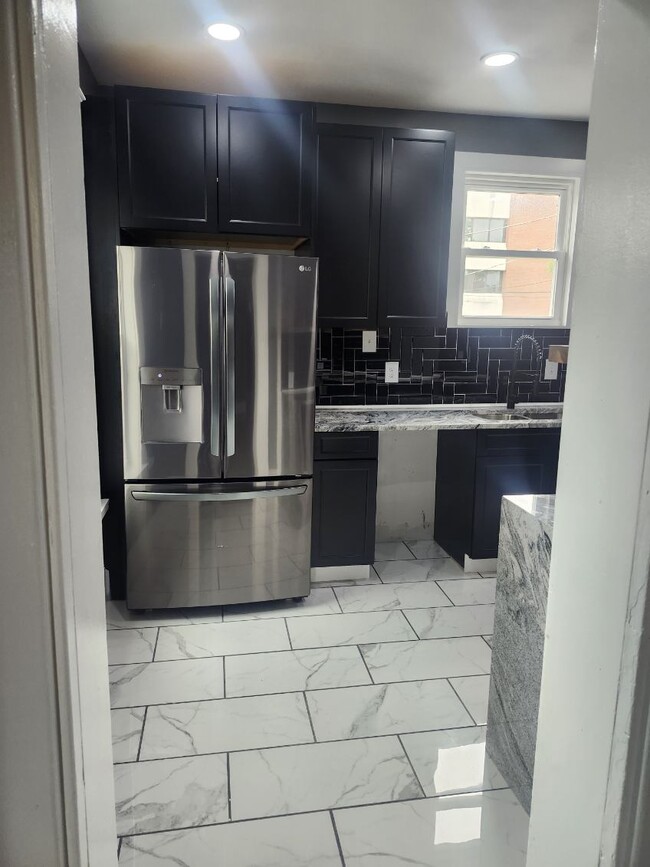 1543 Clifton Ave in Columbus, OH - Building Photo - Building Photo