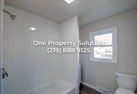 4628 Towle Ave photo'