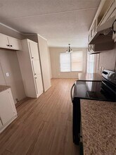 2021 N Battlebell Rd in Highlands, TX - Building Photo - Building Photo