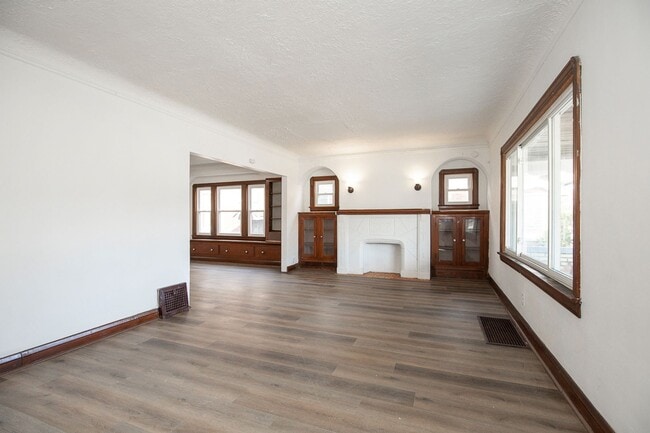 property at 4772 E 90th St