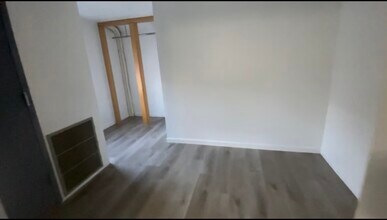 685 Washington Ave in Albany, NY - Building Photo - Building Photo