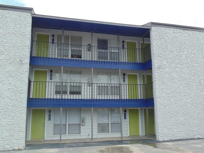 property at 4303 Duval St