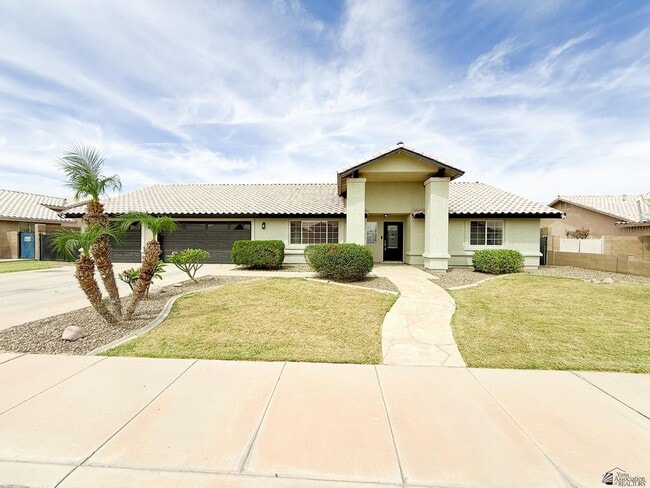 3590 W 27th Pl in Yuma, AZ - Building Photo - Building Photo