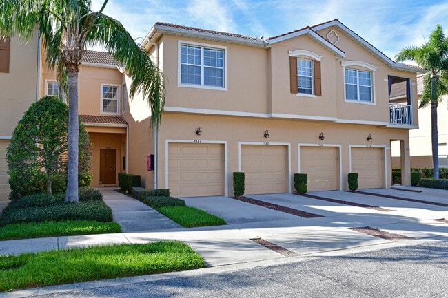 3566 Parkridge Cir in Sarasota, FL - Building Photo - Building Photo