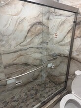 1021 NW 25th Way in Fort Lauderdale, FL - Foto de edificio - Building Photo