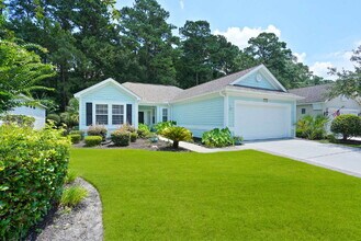 211 Hampton Cir in Bluffton, SC - Building Photo - Building Photo