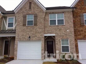121 Hickory Sta Ln in Mount Juliet, TN - Building Photo