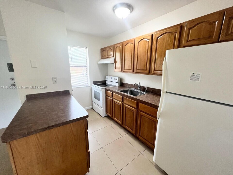 116 NE 9th St in Pompano Beach, FL - Building Photo