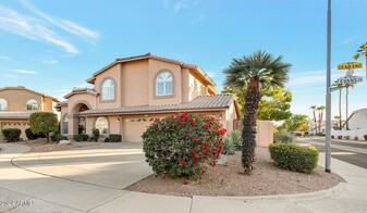 6901 E Evans Dr in Scottsdale, AZ - Foto de edificio - Building Photo