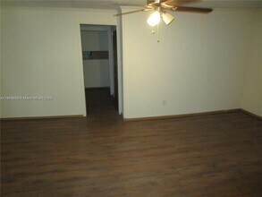 349 Cypress Ave in Pahokee, FL - Building Photo - Building Photo
