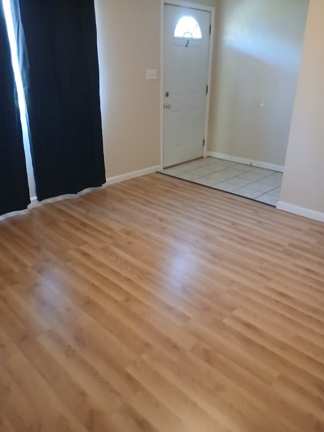 property at 510 S Poplar St