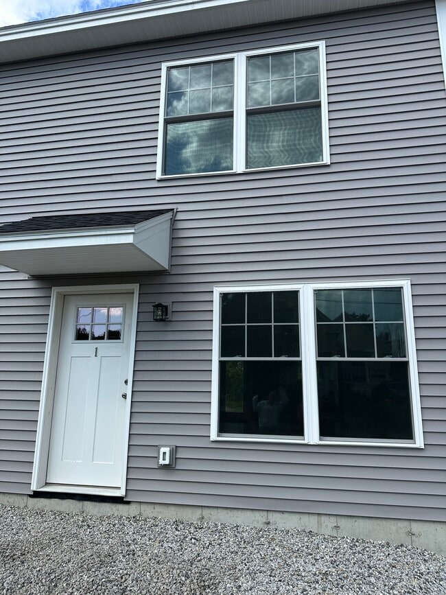 7 Goodwin St, Unit 1