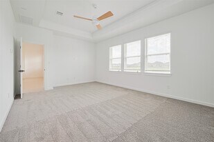 2627 Clapbread Ln in Rosenberg, TX - Building Photo