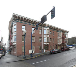 Bronaugh Apartments in Portland, OR - Building Photo - Building Photo