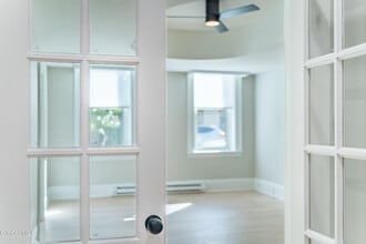 323 2nd St in Troy, NY - Building Photo - Building Photo