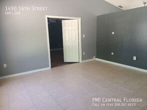 1490 14th St in Orange City, FL - Building Photo - Building Photo