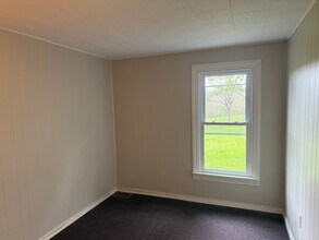 16 Snyder Hill Rd in Shermans Dale, PA - Building Photo - Building Photo