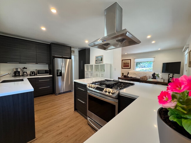 property at 1622 Foothill Blvd