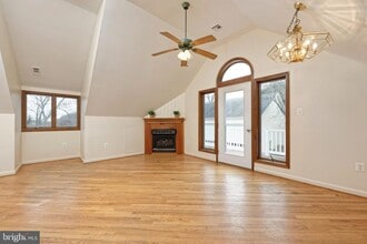 2211 Hatchers Mill Rd in Marshall, VA - Foto de edificio - Building Photo