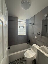 1856 W 18th St in Chicago, IL - Building Photo - Building Photo