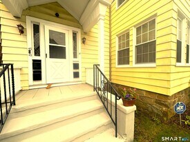 45 Melrose Ave in Bridgeport, CT - Building Photo