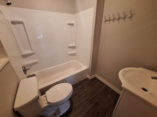 2417 S 18th St in Abilene, TX - Foto de edificio - Building Photo