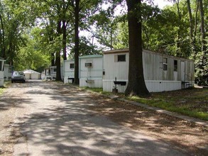 Iroquois Mobile Park in Louisville, KY - Building Photo - Other