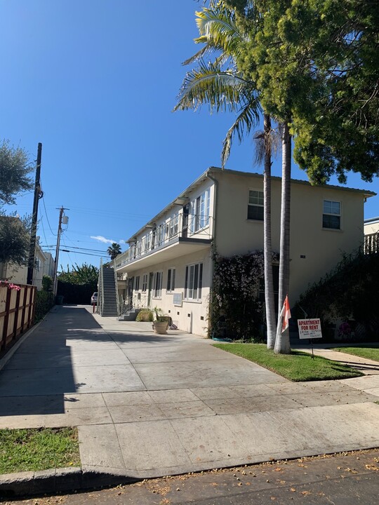 1242 Harvard St in Santa Monica, CA - Foto de edificio