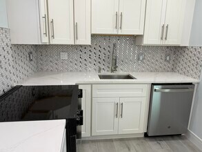 216 Normandy Ln in Delray Beach, FL - Building Photo - Building Photo