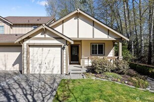 5631 Acclamation St E in Fife, WA - Building Photo