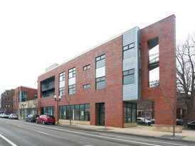 3738-3740 N Lincoln Ave in Chicago, IL - Building Photo