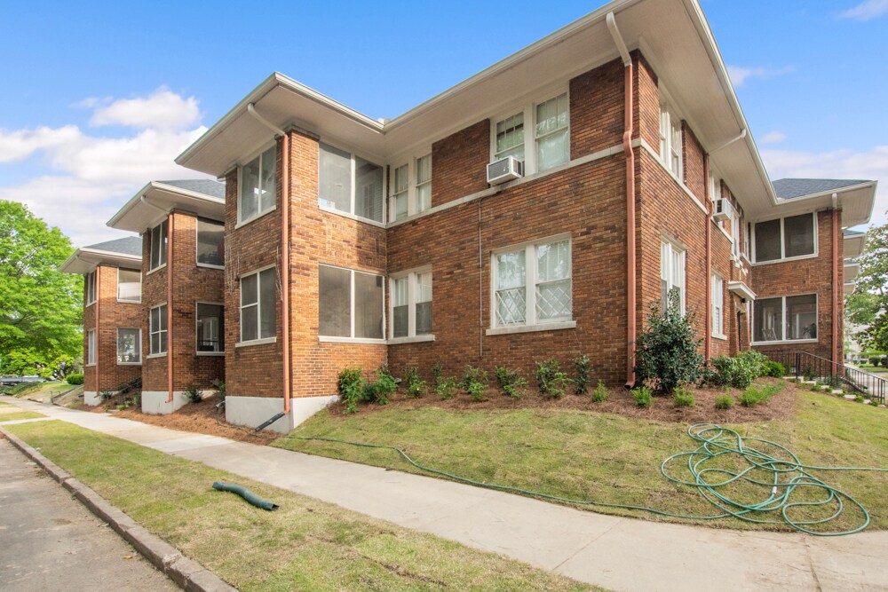 Belvedere Place in Memphis, TN - Building Photo