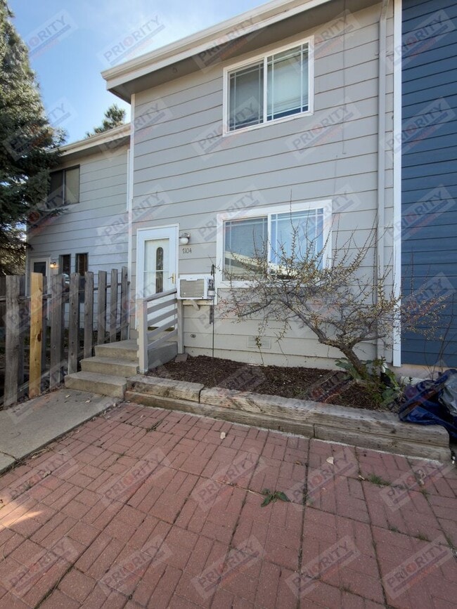 7104 Robin Dr in Gillette, WY - Building Photo - Building Photo