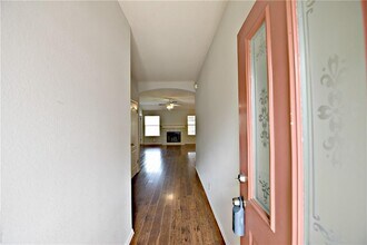 1003 N Riviera Cir in Cedar Park, TX - Building Photo - Building Photo