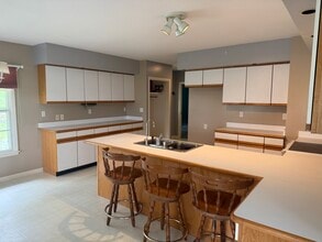 3805 Victor Line Rd in Somonauk, IL - Building Photo - Building Photo