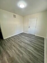 1630 NW 35th St, Unit 1 in Miami, FL - Building Photo - Building Photo