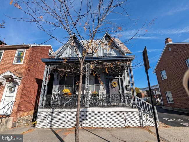 property at 115 Chambersburg St