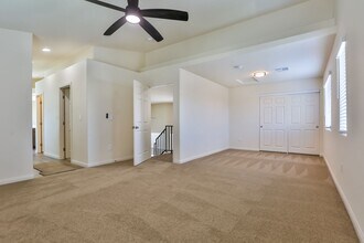902 Caviason Ave in Las Vegas, NV - Building Photo - Building Photo