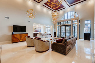 Elaine Luxury Apartments in Northbrook, IL - Building Photo - Lobby