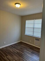 737 47th St N in Birmingham, AL - Building Photo