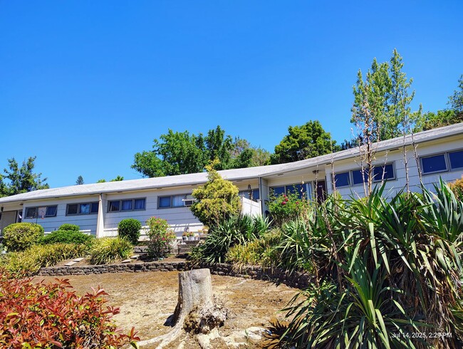 property at 1457 SE Main St