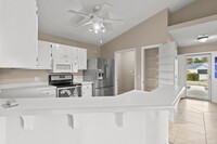 9419 Parker Pl Dr in Navarre, FL - Building Photo - Building Photo