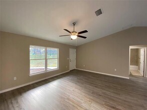 5366 SW 197th Terrace in Dunnellon, FL - Building Photo - Building Photo