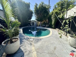 1246 N Genesee Ave in West Hollywood, CA - Building Photo - Building Photo
