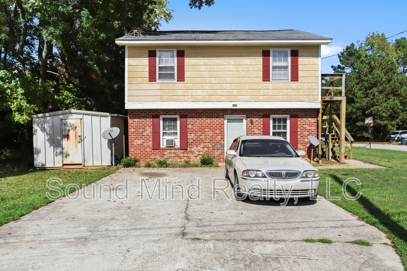 2601 Mallard Ct in Rocky Mount, NC - Building Photo