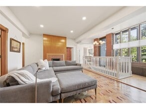 2701 DuPont Ave S, Unit 1 in Minneapolis, MN - Foto de edificio - Building Photo