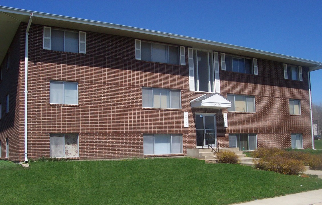 Casa Apartments in Charles City, IA - Building Photo