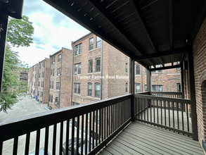 162 Allston St, Unit 161 Allston unit 4 in Boston, MA - Foto de edificio - Building Photo